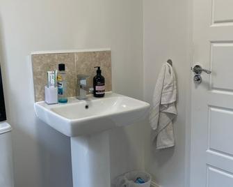Modern, And Immaculate Private Room In Nuneaton. - Nuneaton