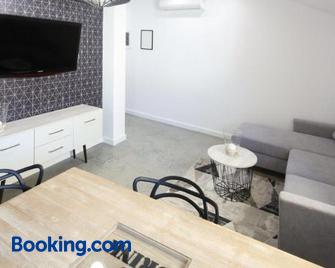 Aparthotel Zakatna B&B - Tarnow - Soggiorno