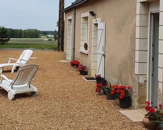 country house for rent - Brion - Patio
