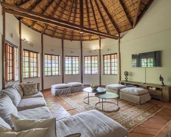 Milima Big 5 Safari Lodge - Phalaborwa