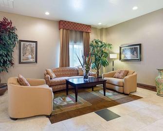 Comfort Suites - Leesville - Lobby