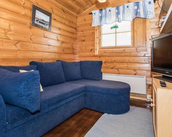 Holiday Home Eden by Interhome - Laukaa - Living room