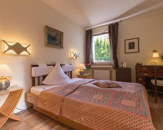 Hotel Villa Meererbusch - Meerbusch - Bedroom