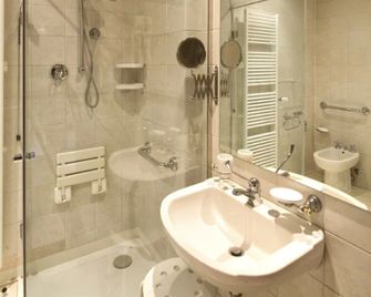 Hotel Degli Affreschi - Montefalco - Koupelna