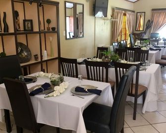 Mcbest Guest House - Ermelo - Restaurant