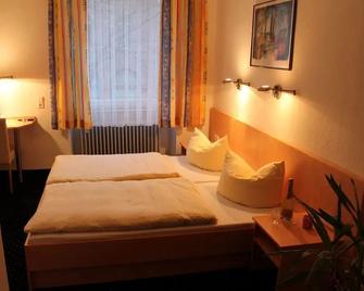 Hotel Adlerhof - Tauberbischofsheim - Schlafzimmer