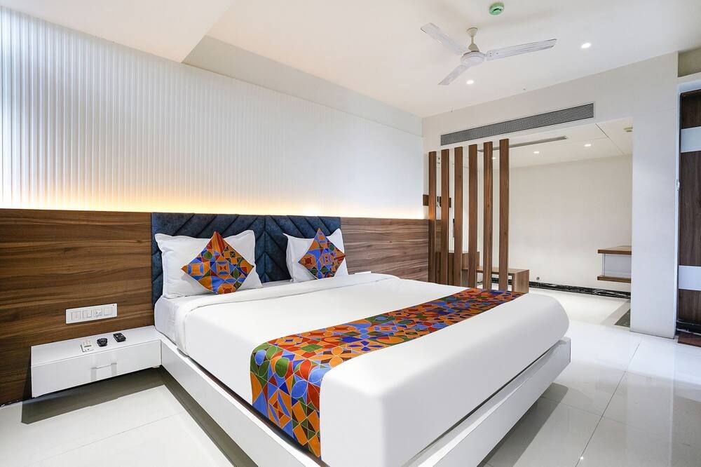 Fabhotel The Nashik Inn - Nr Vijay Mamta Theatre, Nashik Road thumbnail 3