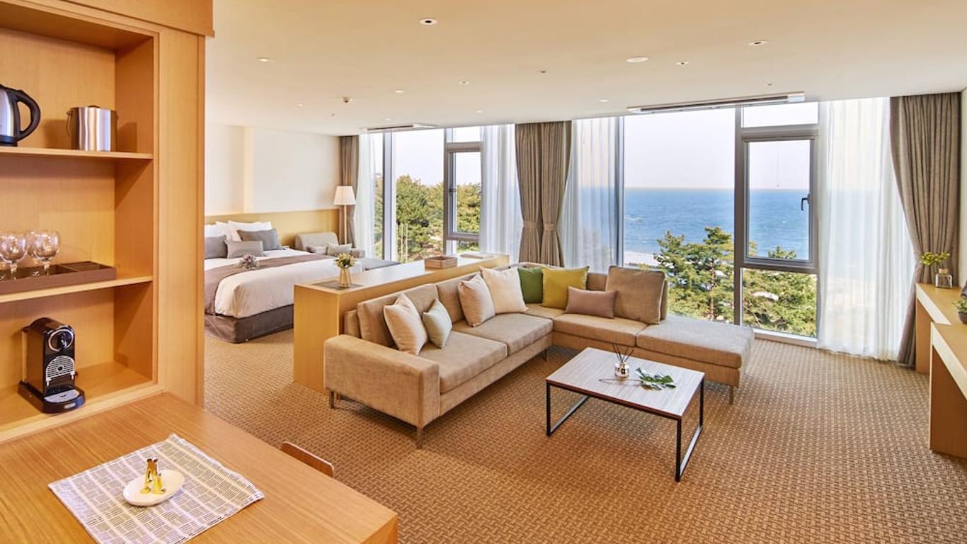 Naksan Beach Hotel