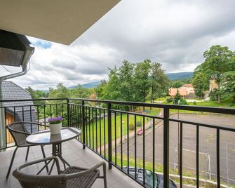 Rentplanet - Apartamenty Mickiewicza - Szklarska Poręba - Balcony