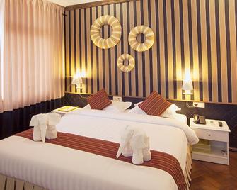 Mandalay City Hotel - Mandalay - Habitación