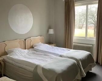 Bruksmässen Hotell - Degerfors - Slaapkamer