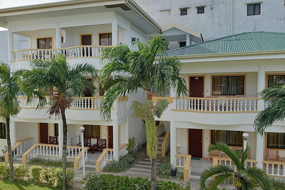 بانس بيتش ريزورت بوراكاي