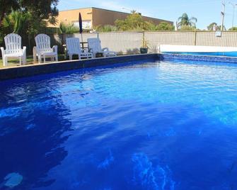 Orana Motor Inn - Mildura - Pool