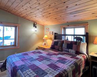Bear Cabin - A Well-Equipped Log Cabin! - Clark - Habitación