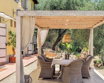Casale tra gli Ulivi - Diano San Pietro - Patio