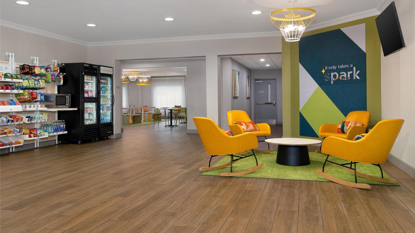 Spark by Hilton Rahway