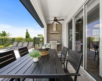 Entire Home in Four Corners, Florida Reu101 - Kissimmee - Balkon