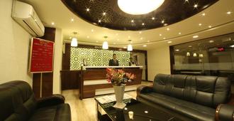 Hotel Grand Pragati - Surat - Reception