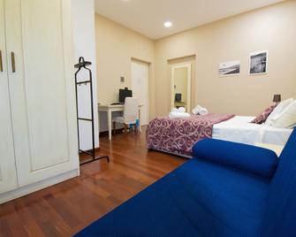 Casual Stay Cairoli - Regio de Calabria - Habitación