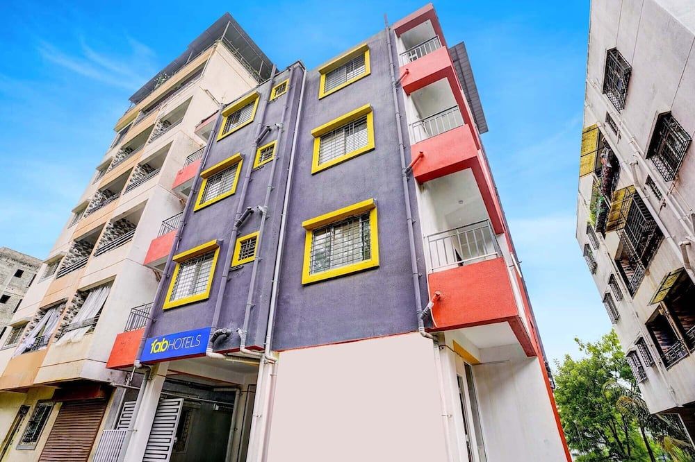 Fabhotel Lotus Prime Stay - Hinjewadi - Building