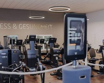 Margret Ha22 - Sögel - Gimnasio