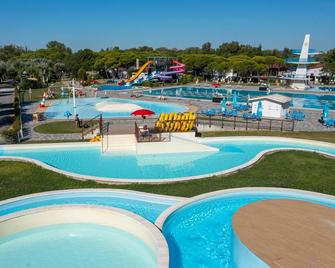 Club Del Sole Marina Julia Family Collection - Gorizia - Pool