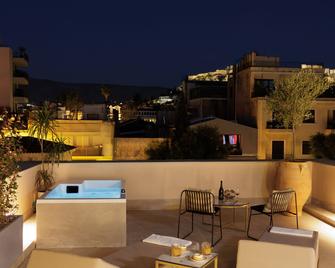 La Divina - Athen - Balkon