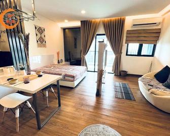 Symphony Tower Unique Studio Big Balcony With Klcc City View - Cheras - חדר שינה