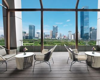 Grand Skylight Garden Hotel Shenzhen - Shenzhen - Patio