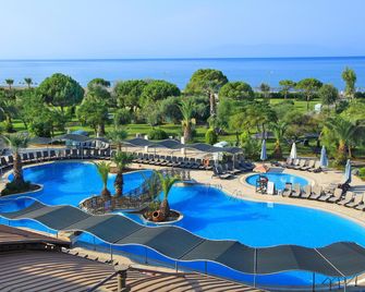 Club Yali Hotels & Resort - Gümüldür Cumhuriyet - Pool