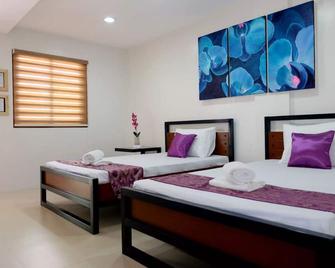 The Tavern Hotel & Villas - San Fernando - Bedroom