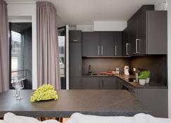 8era Business Executive Rotermanni Apartments - Tallín - Cocina