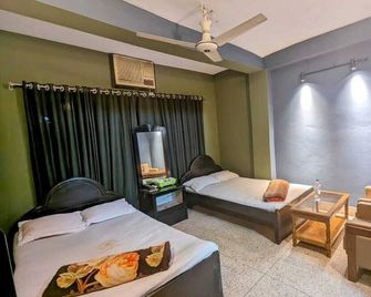 Hotel Hoque Tower International - Chittagong - Schlafzimmer