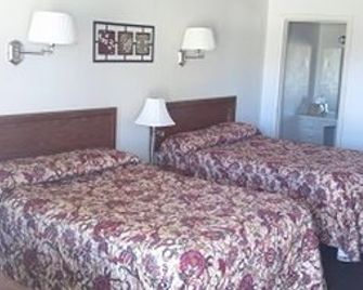 West Plains Motel - West Plains - Bedroom