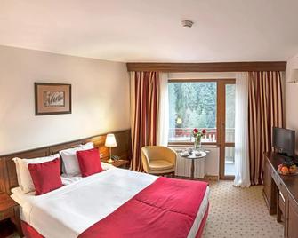 Hotel Yastrebets Wellness & Spa - Borovets - Quarto