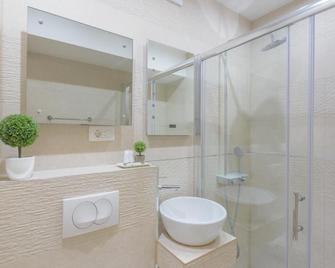 Best location Apartments - Split - Bathroom