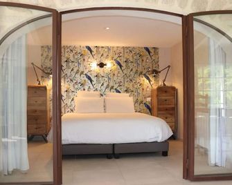 Les Terrasses de la Roque-Alric - Saint-Hippolyte-le-Graveyron - Schlafzimmer