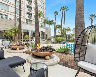 DoubleTree by Hilton San Diego-Mission Valley - San Diego - Patio