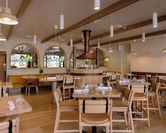 Hotel Canoe and Suites - Banff - Restaurant