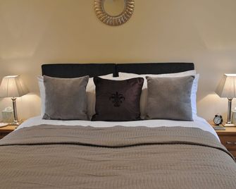 Acorn Cottage, Little Howle Farm. Tranquillity, peace, calm. Near Ross on Wye - Ross-on-Wye - Bedroom