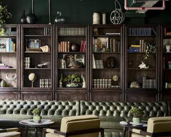 Gorgeous George - Cape Town - Lounge