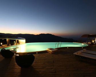 Glyngarth Resorts - Ooty - Pool