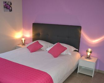 Villa Etoile Cannes - كان - غرفة نوم