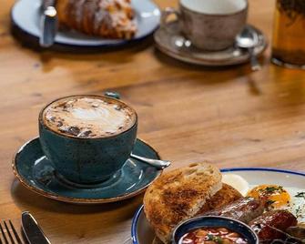 The Bottle & Glass Inn - Barn View - Room 2 - Henley-on-Thames - Essen