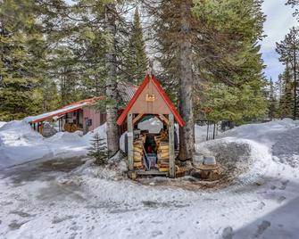 Boulder Creek Cabin - Awesome location - 2 min to Lake Cascade - Donnelly - Property amenity