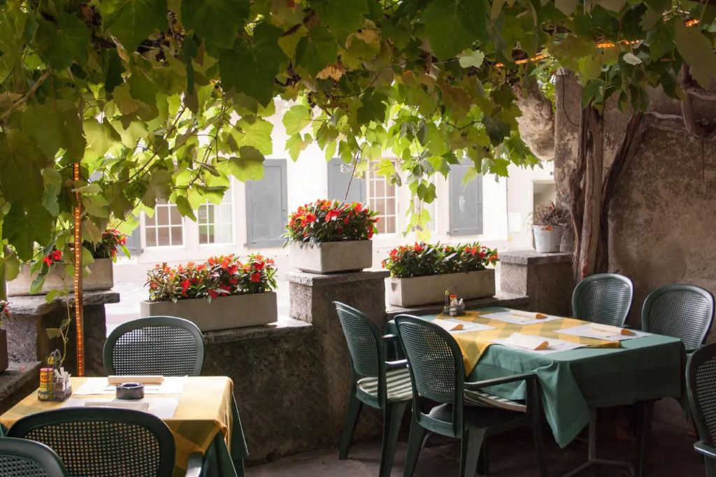 أوتيل دو لا بليس