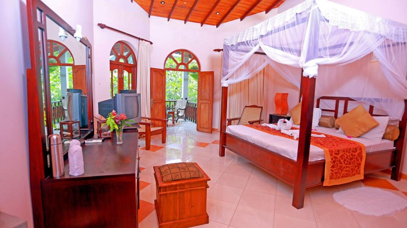 Hotel Bentota Village