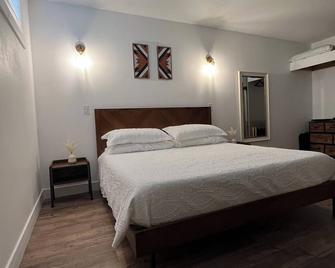 Brand New Bungalow Ac & Wifi In Kelso, 2 Parking Spots, With Ev Charger & Sauna - Kelso - Ložnice