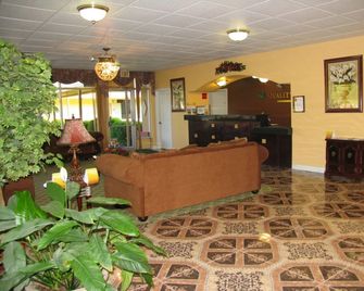 Magnuson Hotel Idabel - Idabel - Recepce