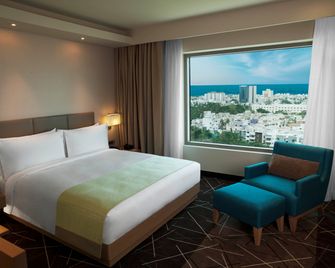 Holiday Inn Chennai Omr It Expressway By IHG - Chennai - Bedroom